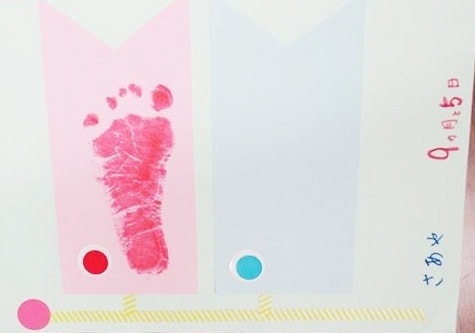 ぴよぴよクラス　こいのぼりの足型作り